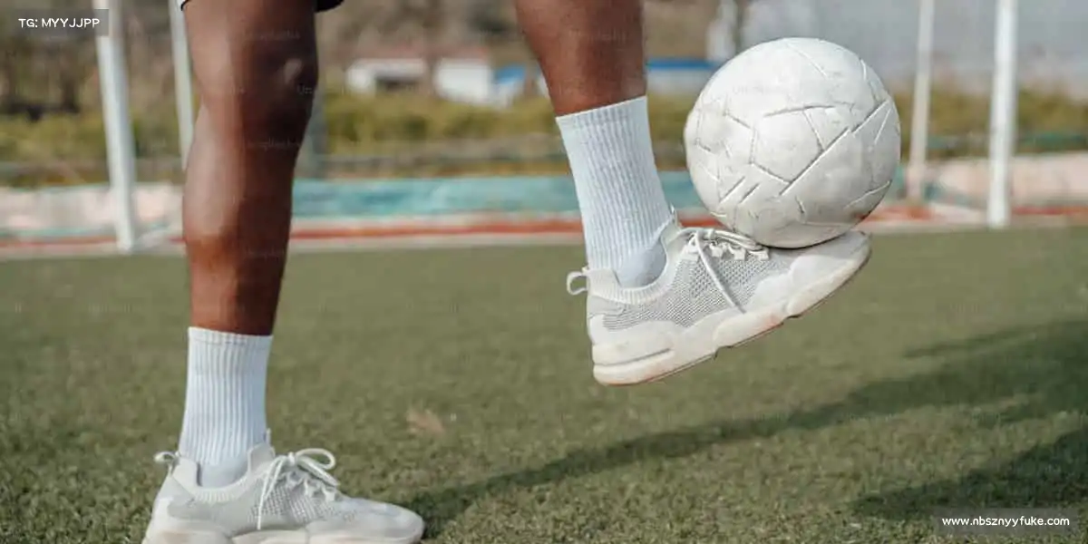 <strong>2026年世界杯</strong>团队的默契，对手的尊重，都是体育的温度！🤼♂️❤️